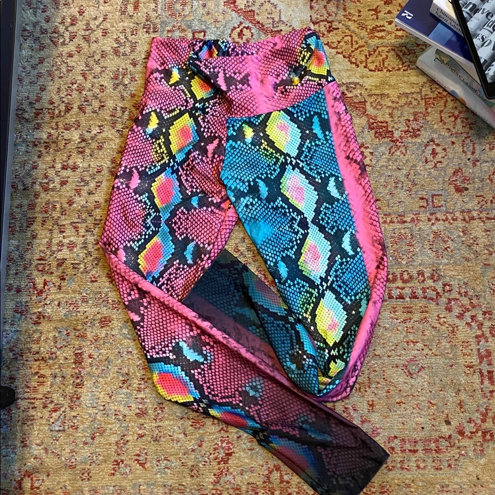 For The Love Of Rockstars Snake Print Leggings sz L